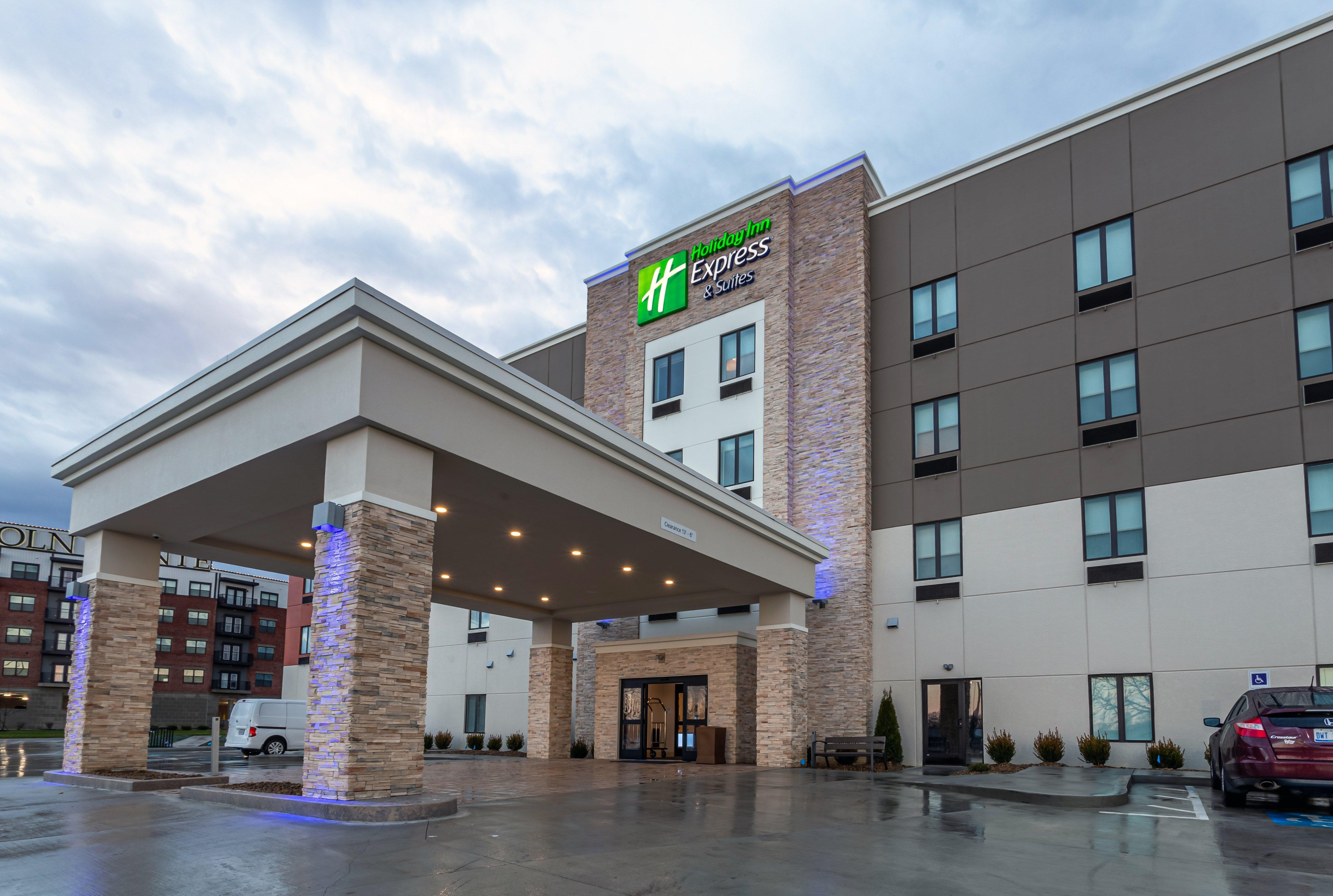 Holiday Inn Express & Suites - Columbus - Worthington By Ihg Dış mekan fotoğraf