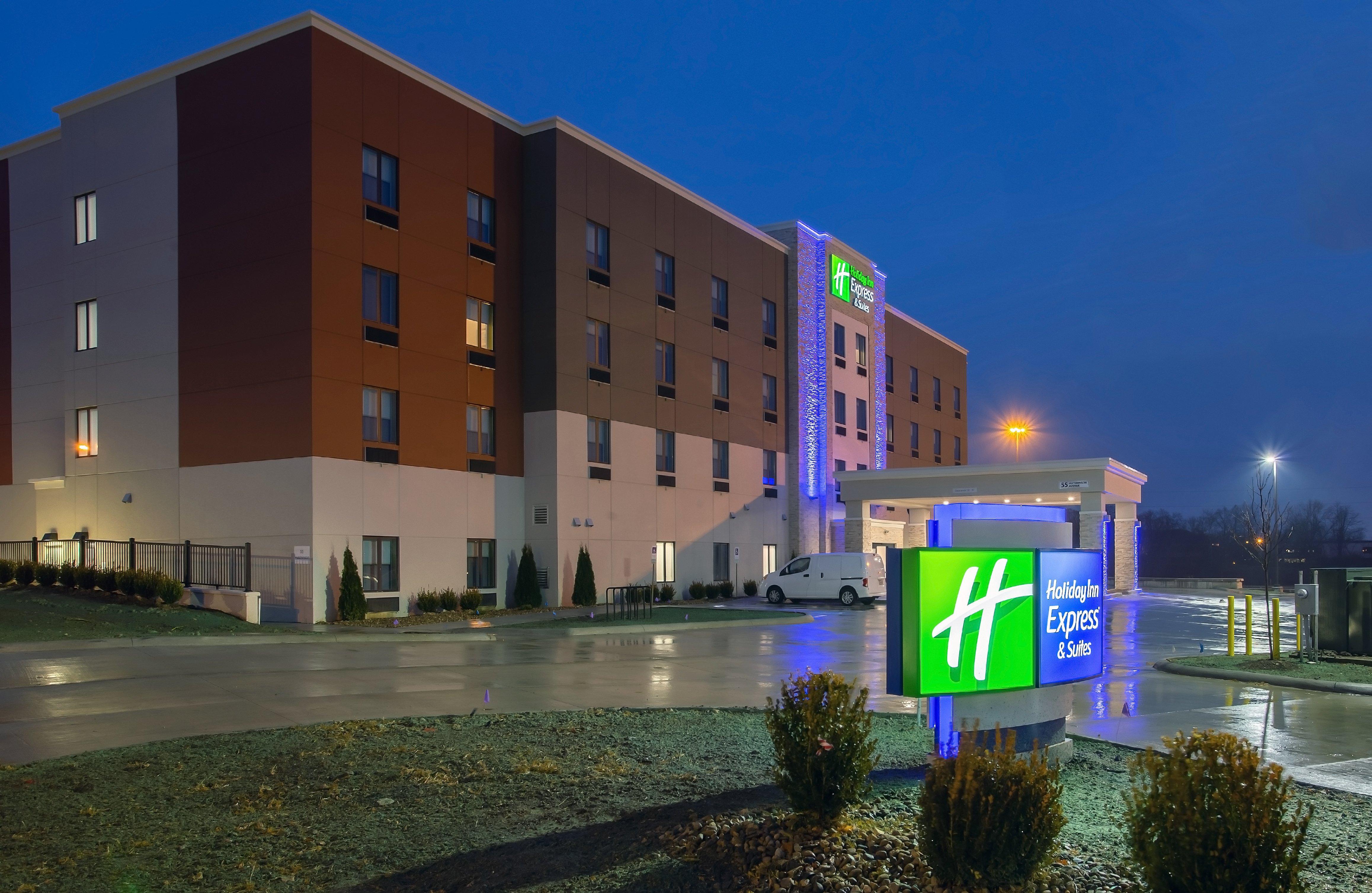 Holiday Inn Express & Suites - Columbus - Worthington By Ihg Dış mekan fotoğraf